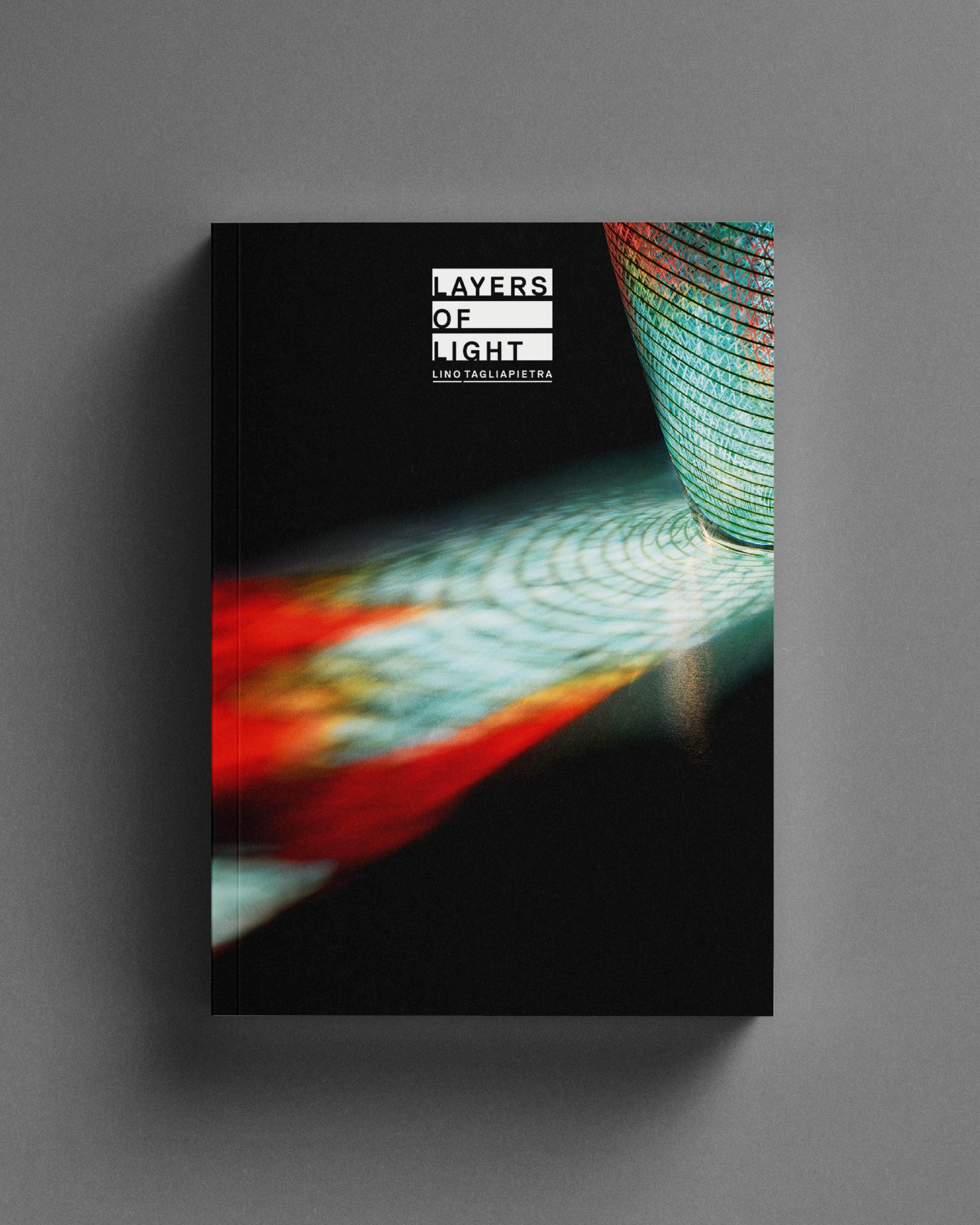 The official catalogue of the Layers of Light exhibition is now available for download online.

Featuring all the works presented in the exhibition, with detailed information on each piece and an
exploration of the concept behind Layers of Light, the catalog comes with a completely renewed
graphic design.

→ Book your visit at the link in bio

•

Il catalogo ufficiale della mostra Layers of Light è ora disponibile per il download online.

Il catalogo raccoglie tutte le opere presenti in mostra, con informazioni dettagliate su ciascuna e un
approfondimento sul concept di Layers of Light, in una veste grafica completamente rinnovata.

→ Prenota la tua visita al link in bio

#LinoTagliapietra #Glassblowing #glassartist #MuranoGlass #theveniceglassweek
